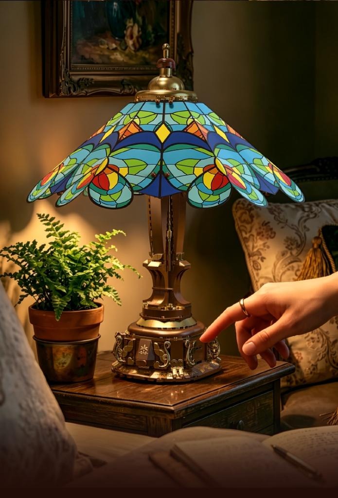 Butterfly Glaze Lamp light up display