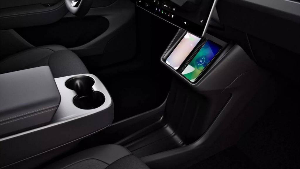 2026 테슬라 모델 Y 센터콘솔 무선충전 컵홀더